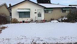 A 3 Bed 1 Bath House In Dovercourt Neighborhood  June 15