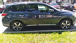 Pathfinder Platinum.  Only 116000Km. Comes Safetied