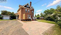 Three Bedroom Two Bathroom Apartment For Rent