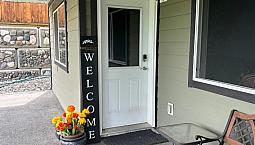 Fully Furnished Apartment With Lake View