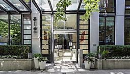 1-Bedroom + Den In Yaletown, Downtown Vancouver