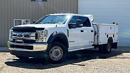 2018 Ford F-450 6.7L 4X4 Service Body
