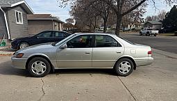 2000 Toyota Camry