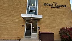 Spacious One Bedroom Apart. For Lease In St. Vital