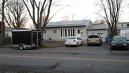 Maison A Vendre  Crepin  Chateauguay Avec Tout Le Contenu