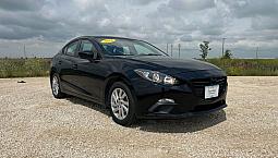 2014 Mazda 3 Gs Skyactiv/Heated Seats/Back Up Cam/ Low Kms