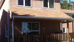 St Vital Townhouse -3 Bed/1.5 Bath - Deck, Yard, Parking-April 1