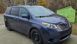 2017 Toyota Sienna Le 