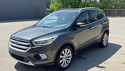 2017 Ford Escape Awd Titanium **Clean Title**