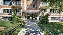 *Beautiful 3 1/2 Metro Côte-Sainte-Catherine*Available November*