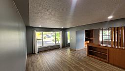 Spacious 3-Bedroom Unit In An Excellent East-End Location.
