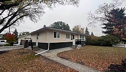 2 Bed, 1 Bath Basement Suite In Lakeview