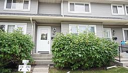 3 Bedroom 1.5 Bath Townhouse Falconridge Ne