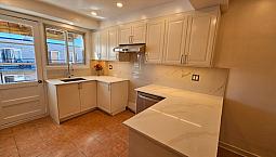 Renovated 3-bedroom (5½) Ndg – Heating Included – $1,895