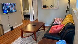 ❤ Posh, Cozy, Bright Furnished Suite ✔ Separate Entry ✔ Parking