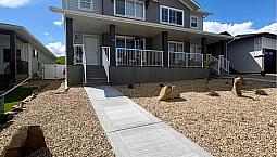  Brand New 2025 Duplex – Both Sides – $807,000 – Sylvan Lake