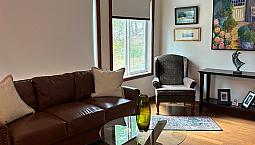 Beautiful Aframe Home In Fintry /Valley Of The Sun  Area.