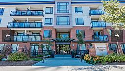 Fully Furnished 2 Bedroom 2 Bathroom +1 Open Office Space
