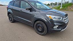 2019 Ford Escape Titanium    Only   72 Km