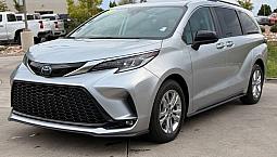 2023 Toyota Sienna Xse Hybrid Awd — 32,900 Km | No Accidents | B