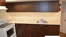 2 Bedroom Walkout Basement In Brampton