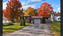 3+2 Bed. House For Sale In North Bay