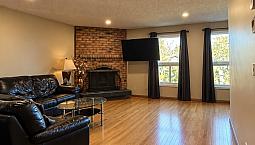 Furnished 3 Bedroom, 2 Bathroom Upper Unit For Rent