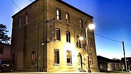  All Inclusive Studio Apartment On Third Floor. 