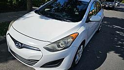 Hyunday Elantra Gt 2014 Excellent état. 