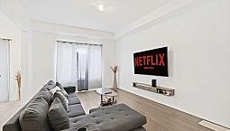 4 Bed Townhouse In Niagara Falls