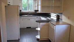 Crescentwood/River Heights - 3 Bedroom, Upper Floor Duplex