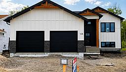 130 Ravenhill Dr Kleefeld
