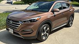 2017 Hyundai Tuscon Limited  Awd