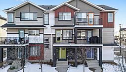 Beautiful Townhouse On Rent