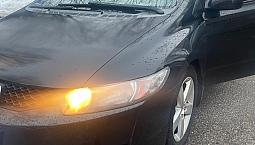 Selling 2010 Honda Civic Coupe 2 Door