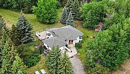 House For Rent/ Acreage For Rent