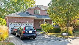 Spacious 2br Walkout Basement Apartment Prime Location Newmarket