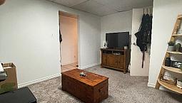 1 Bedroom Basement Apartment, Shared Entrance