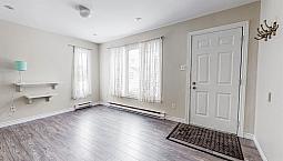 Cute, Cozy & Spacious Cbs Home For Rent