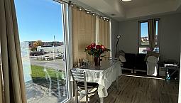 Bright Furnished 1-bedroom Near Uw & Wlu | $1,686.55/month