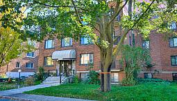Lovely 41/2  Close To Hec & Jewish Hospit With Parking For Sale