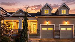 Beautiful Home In Kemptville's Country Walk Community!
