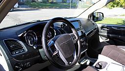Chrysler Town & Country 2013