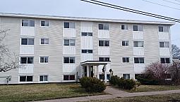 Beautiful Large 2 Br & Din Located In The Heart Of New Glasgow