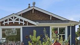  Stylish Bungalow With Private Suite