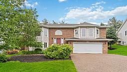 213 Ridgevale Drive, Bedford
