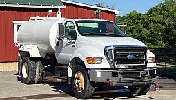 2007 Ford F-750 2,000 Gallon Water Truck – Only 1,245 Miles