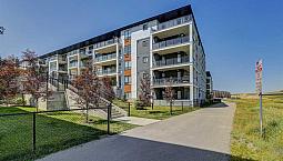 2 Bedroom + Den Apartment 