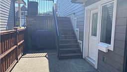 1000Sqft 2Br + Den $2380/Month
