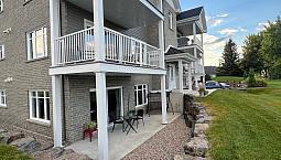 Grand 4 1/2 Rez De Jardin